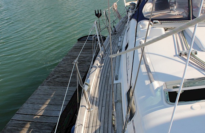 ONDER BOD - Beneteau Oceanis clipper 411