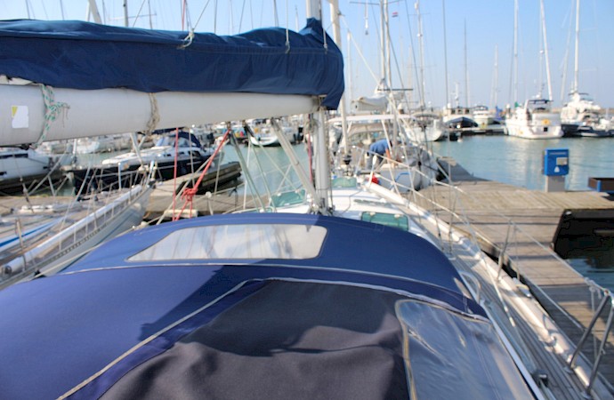 ONDER BOD - Beneteau Oceanis clipper 411