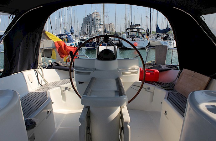 Beneteau Oceanis 411