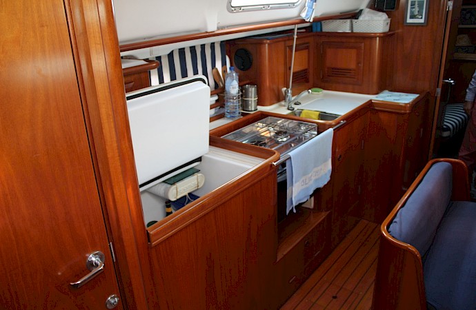 Beneteau Oceanis 411